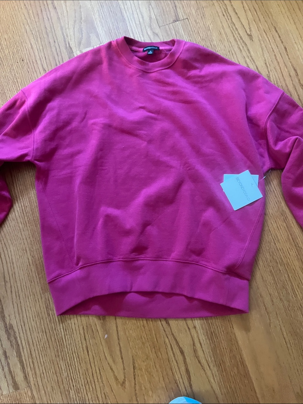Beyond Yoga Fuchsia NWT XS Crewneck Pullover